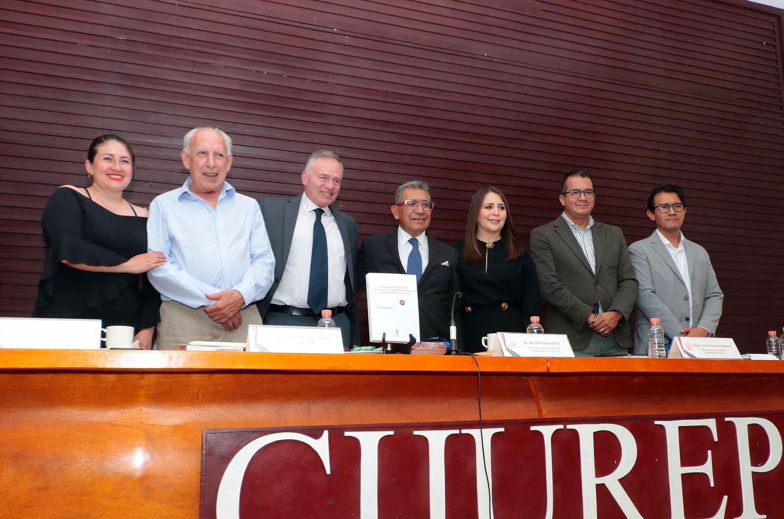 Presentó UATx libro sobre las herramientas de la argumentación jurídica